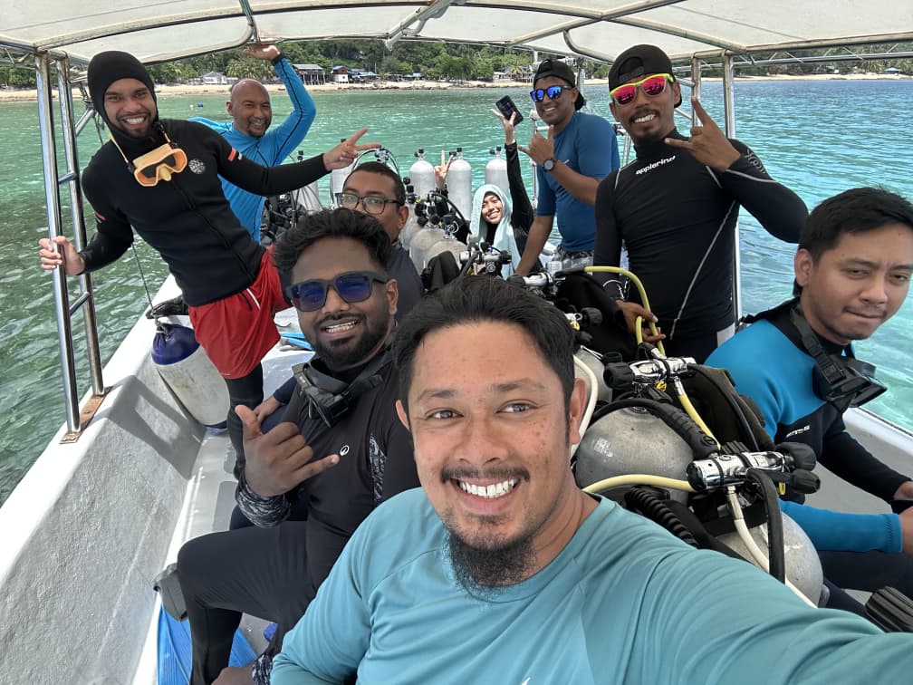 Bayu Dive Center - Latihan Menyelam